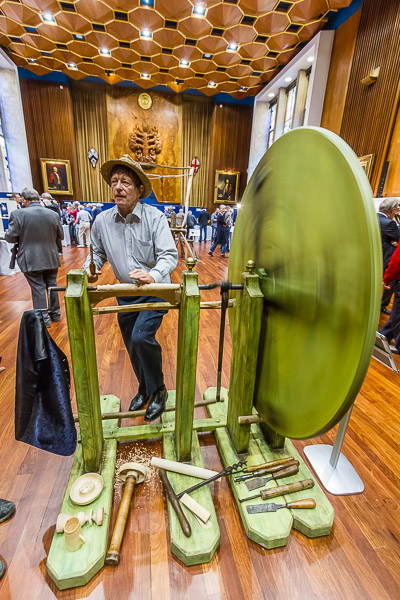 Wizardry in Wood-2012 London-Dennis Hales image (4)